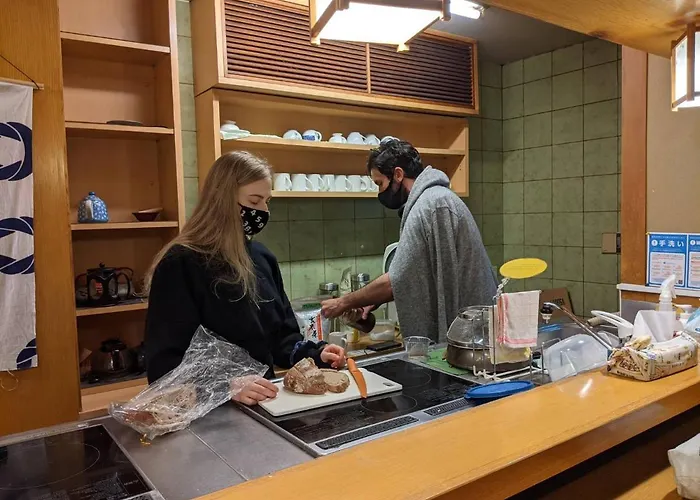 外国人staffがいるinternationalなhostel - Osaka Hana Hostel -